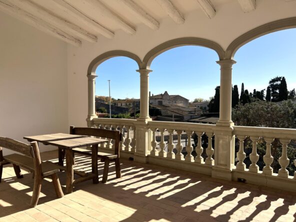 Casa de pueblo adosada para reformar con dos plantas independientes en Torroella de Fluvià.