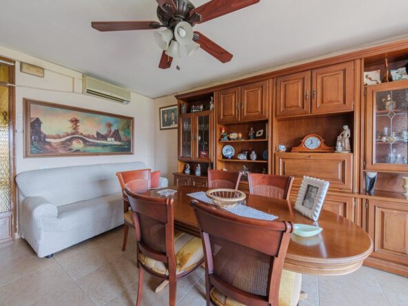 Enorme piso adaptado en Martorell en zona privilegiada al lado de todos los servicios