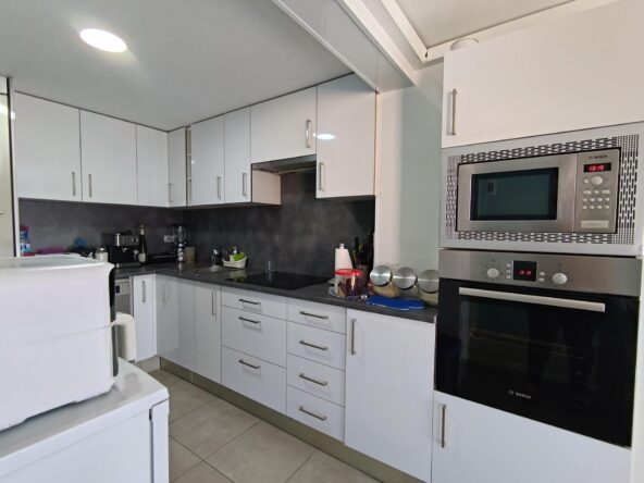 Piso completamente reformado de 3 habitaciones ubicado en Sant Salvador Tarragona.