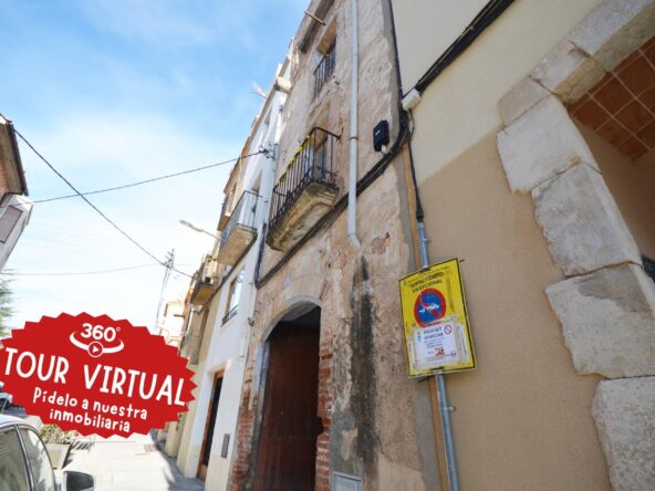 Casa para reformar, céntrica y con muchas opciones.