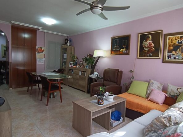 Planta baja de 2 habitaciones con balcón en venta en Mollet del Vallés