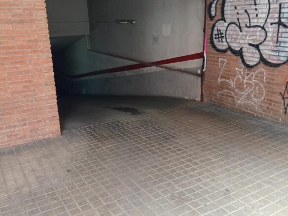PARKING EN SANTS