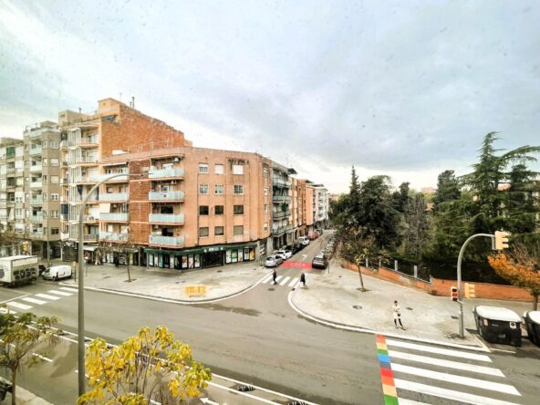 Avenida Concordia: Impecable piso de 4 habitaciones SOLO PARA INVERSORES - ALTA RENTABILIDAD