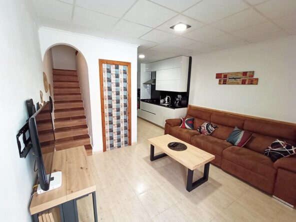 DISFRUTA DE TU NUEVA CASA EN EL CENTRO DE AMPOSTA