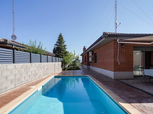 EXCLUSIVO CHALET UNIFAMILIAR EN MASQUEFA