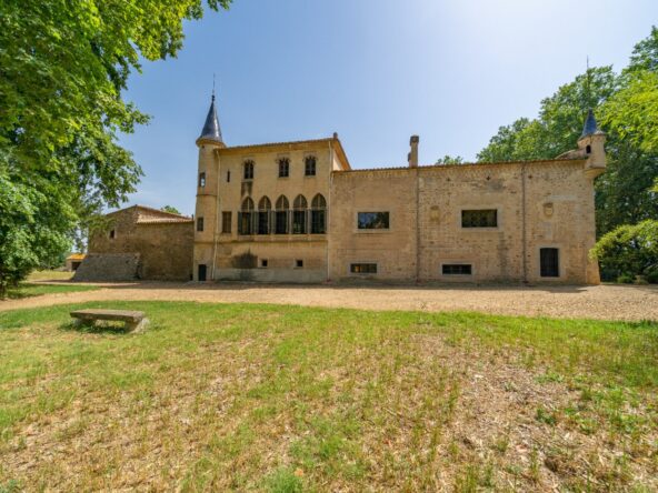 PALACIO/CASTILLO EN CATALUÑA