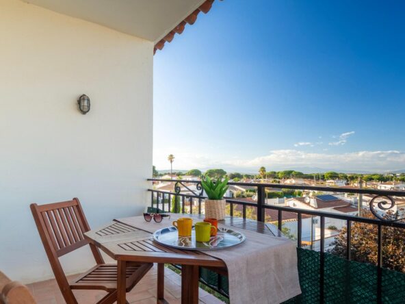 Piso en muy buen estado con vistas despejadas