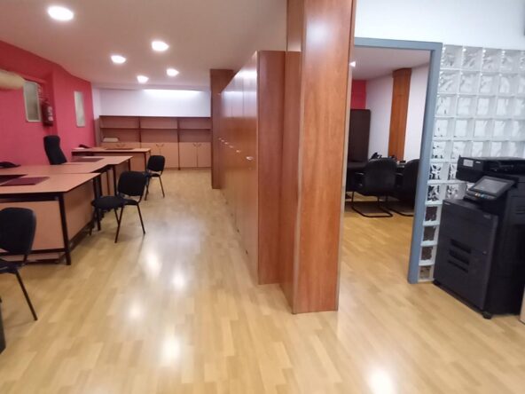 LOCAL DE 125m2 EN SANTS