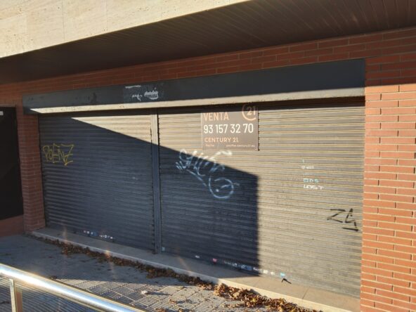 Venta de Local Comercial en la Calle Olerdola/Viladellops