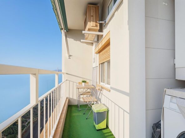 Piso reformado y exterior en venta en Concepción Arenal – 4 habitaciones, balcón y ascensor