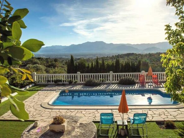 Masía con Rentabilidad y Potencial Turístico en Els Ports, Tortosa