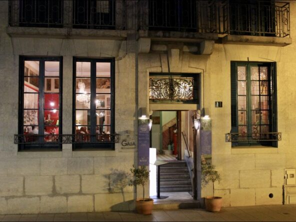 RESTAURANTE DE ALTA GAMA EN ROSES EN PRIMERA LÍNEA DE MAR