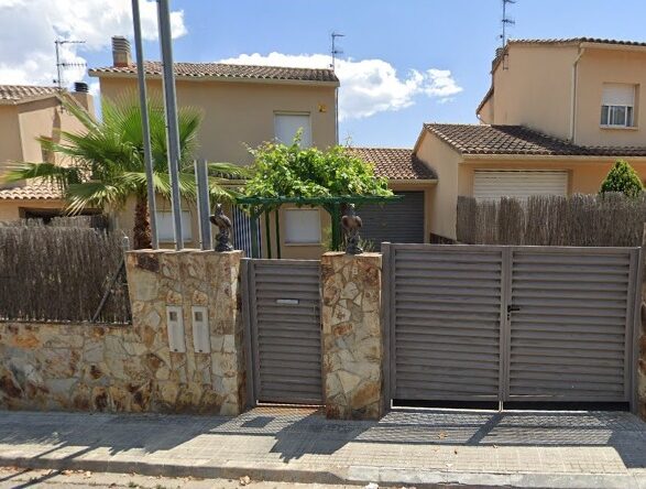 Casa independiente en venta en Camí vell de Vilanova 1b