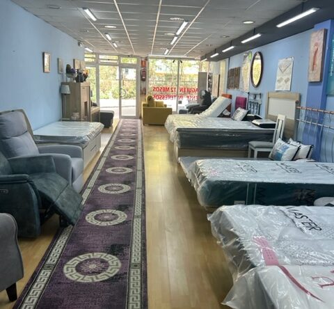 LOCAL COMERCIAL CON ESPACIO MUY VERSATIL EN MOLLET DEL VALLES