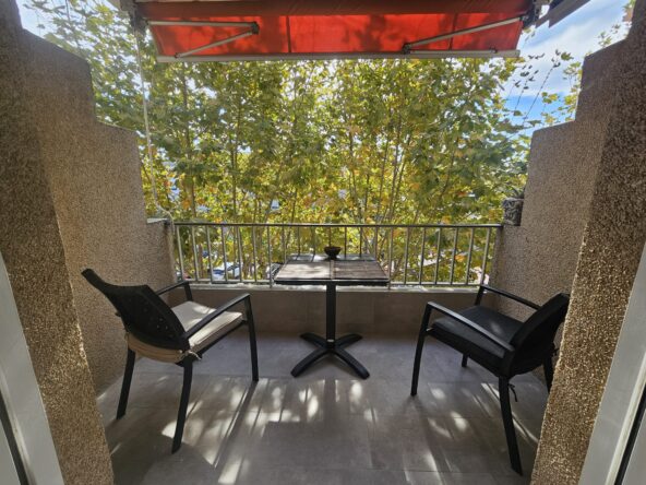 Apartamento reformado centro de Empuriabrava a 200m de playa.