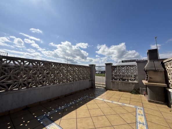 Casa adosada de 2 plantas en Empuriabrava, para reformar