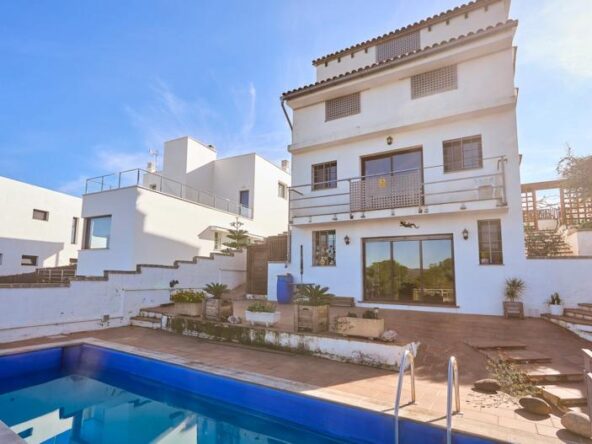 Esta joya en Els Cards está lista para convertirse en el hogar de tus sueños