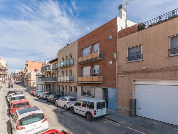 Vivienda en primera planta en la zona de Font Verda – Granollers