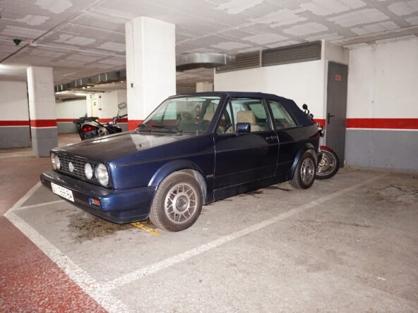 Plaza de aparcamiento + trastero