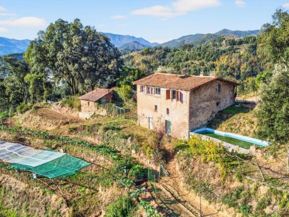 Finca rústica con casa de payés con 17 Ha de parcela