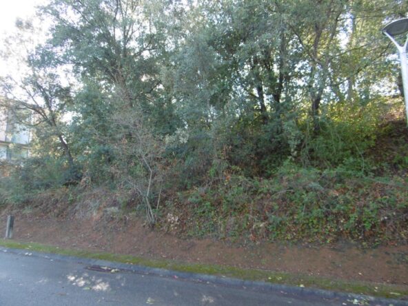 Parcela en urb. La PLana cerca del centro