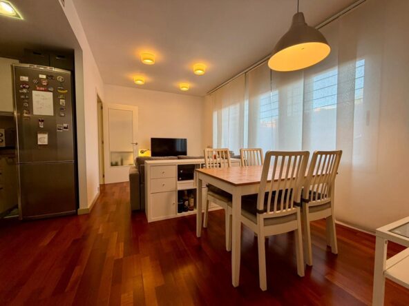 Vive a 1 minuto de los Ferrocarrils Creu Alta: luz, comodidad y calidad de vida en planta baja esquinera