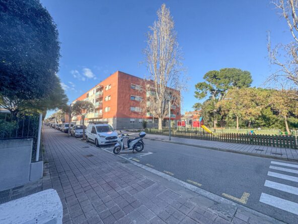 Luz, espacio y ubicación perfecta en el Eixample de Sant Joan Despí.