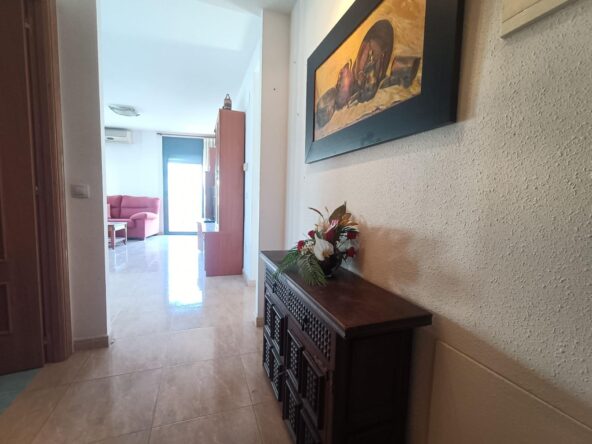 EXCLUSIVO APARTAMENTO EN EL CENTRO DE ROSES