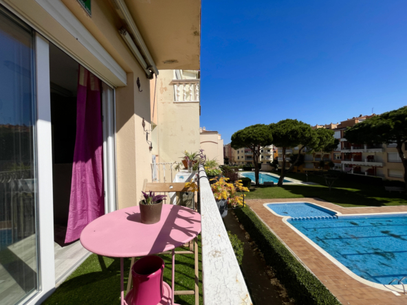 Empuriabrava, Gran Reserva: Encantador piso reformado con un dormitorio, a 300 m de la playa