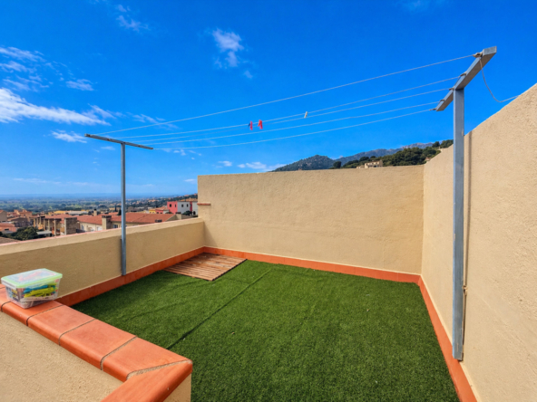Apartamento en Palau-saverdera, 1 habitacion, terraza con vistas y trastero, ideal inversi?n