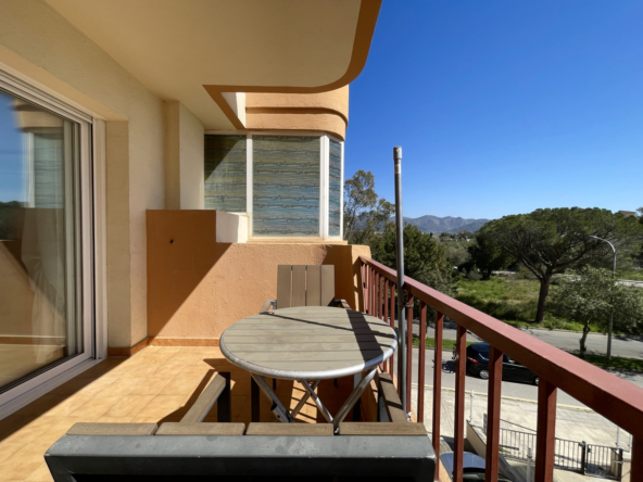 Roses, Santa Margarita: Piso con 1 dormitorio, terraza y ascensor a tan solo 1 km de las playas