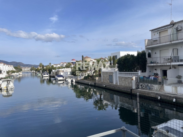 Producto bancario para reformar al canal de Empuriabrava
