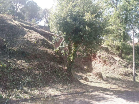 Terreno urbano de 360 m² en Talamanca con vistas a Sant Llorenç del Munt